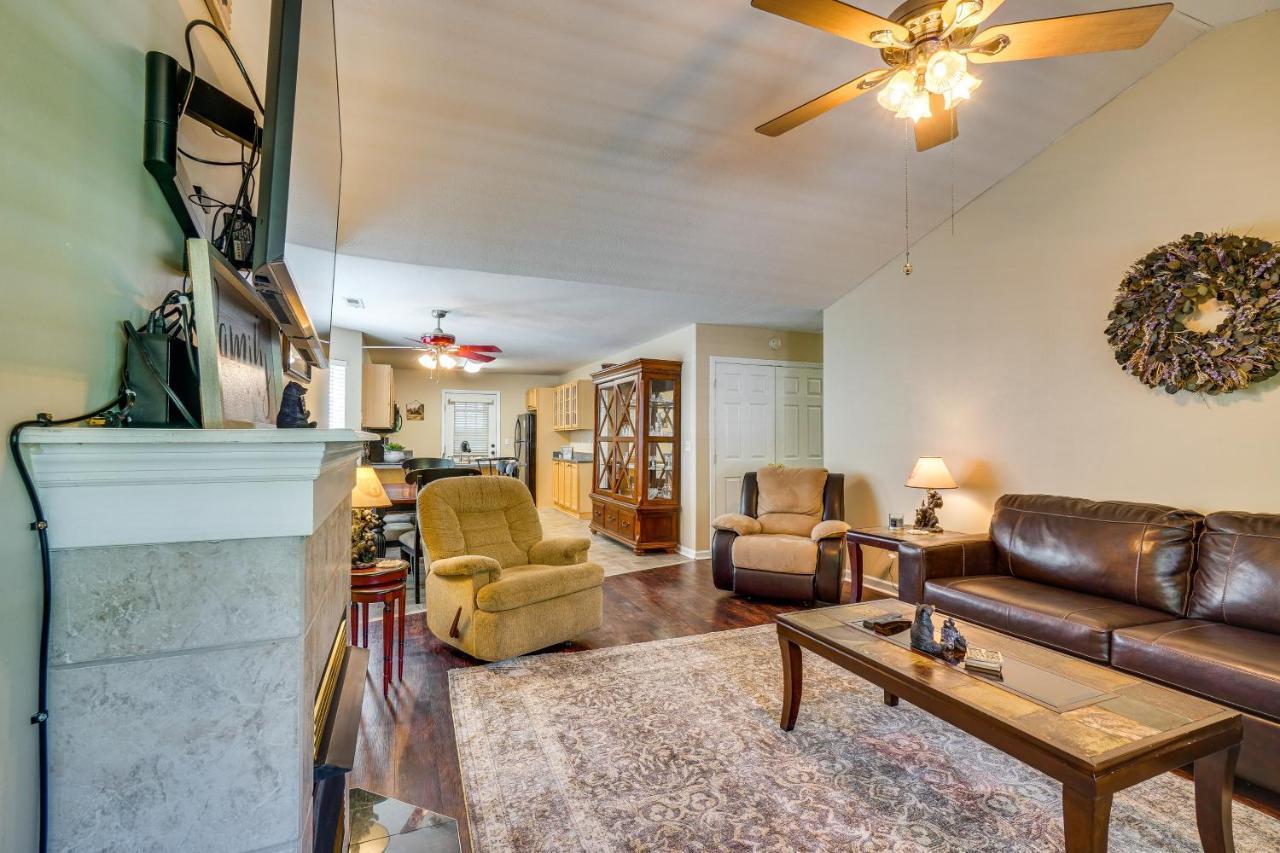 Pigeon Forge Home With Screened Porch, 3 Mi To Town! Bagian luar foto