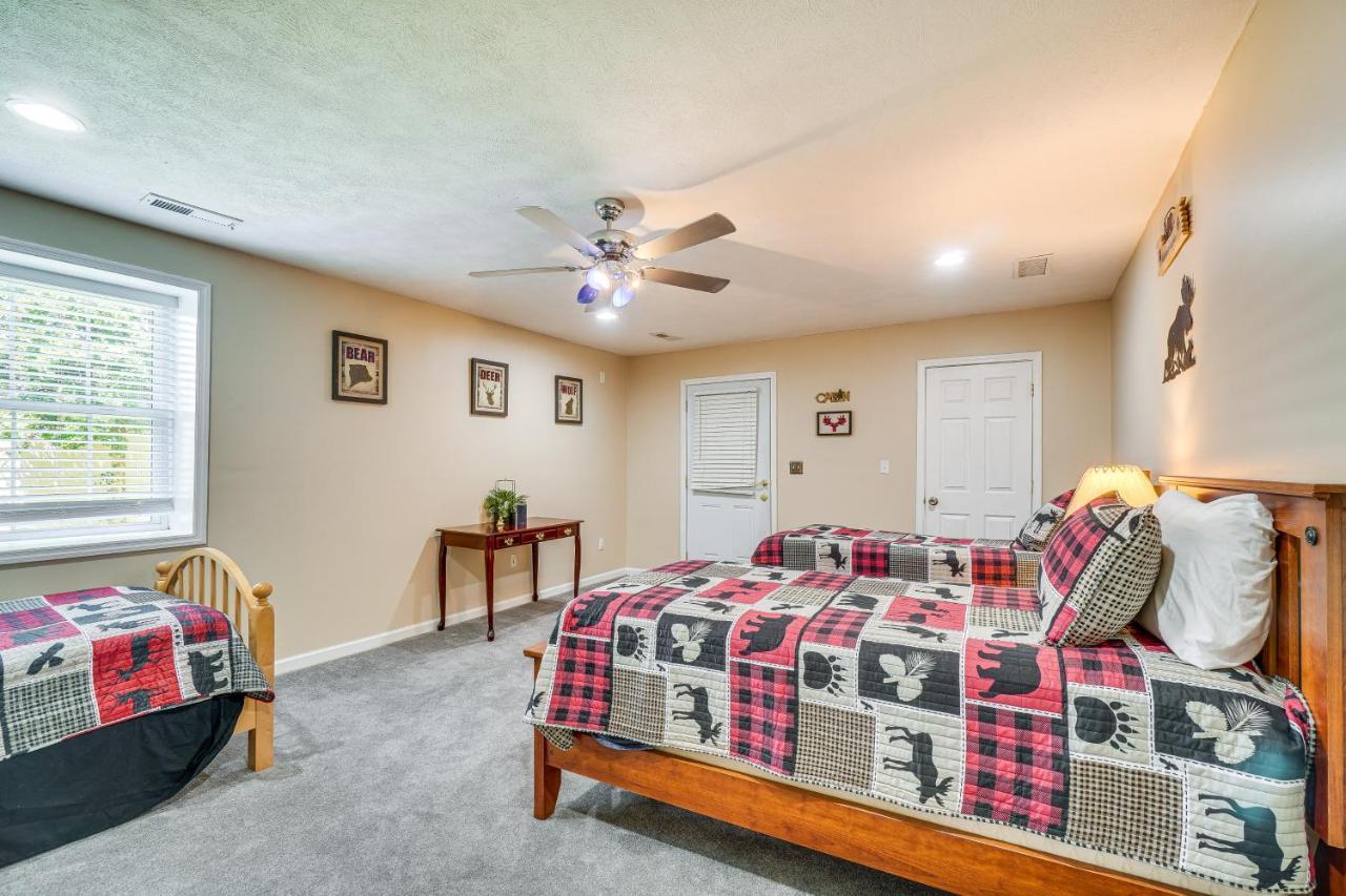 Pigeon Forge Home With Screened Porch, 3 Mi To Town! Bagian luar foto
